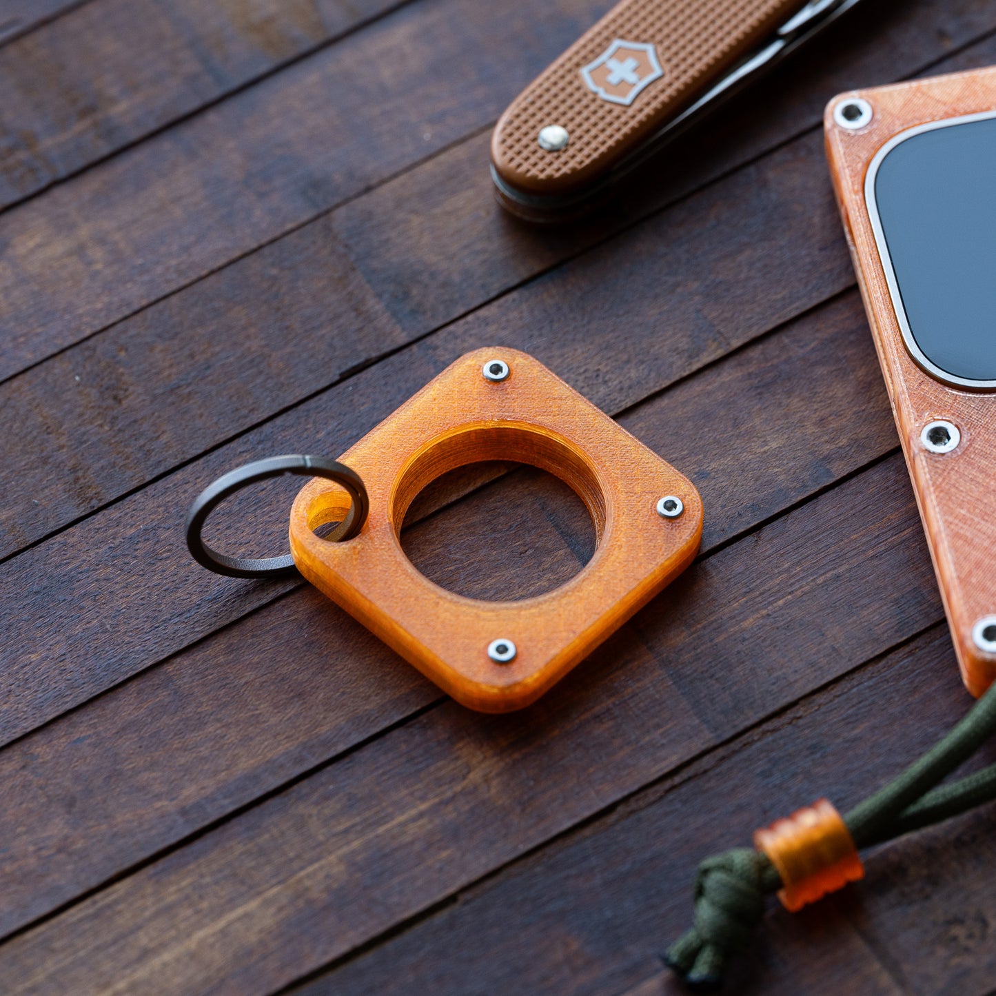 airtag keychain