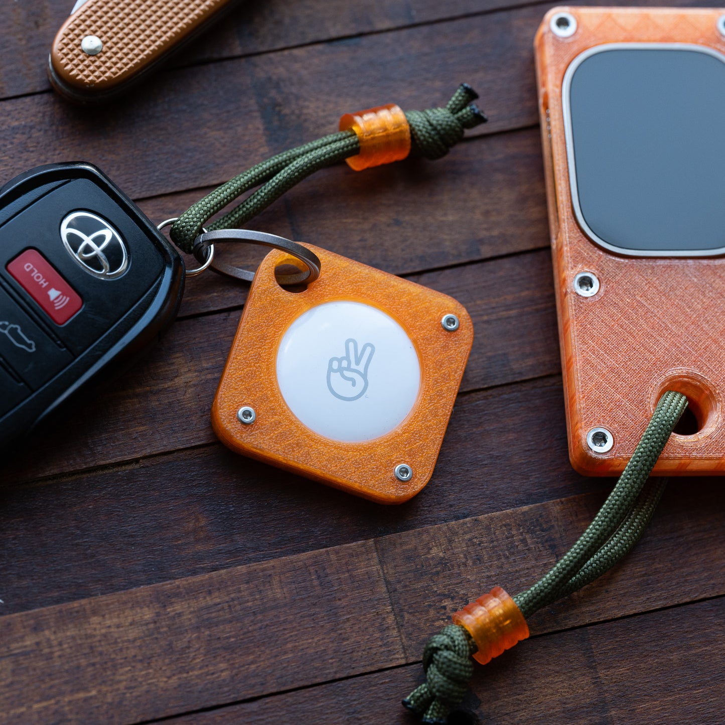 airtag keychain